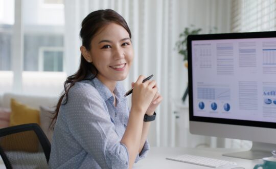 Reskill,Upskill,Workforce,Project,Asia,Woman,People,Relax,Smile,To