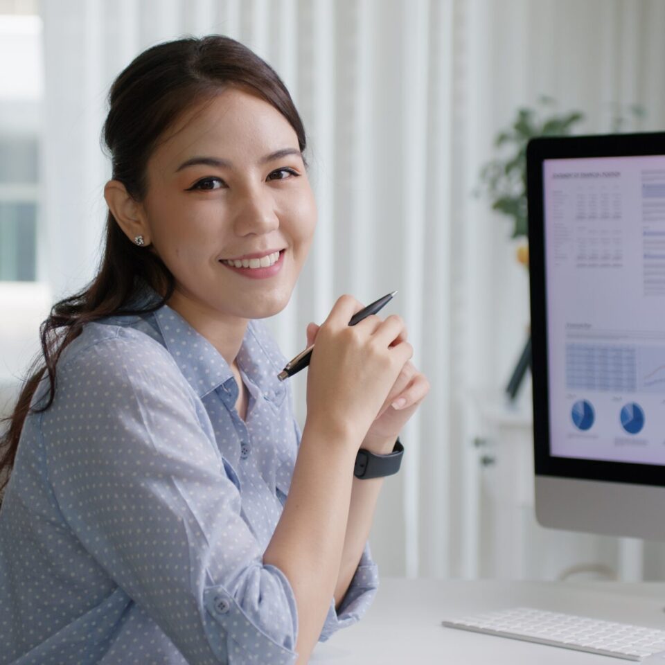 Reskill,Upskill,Workforce,Project,Asia,Woman,People,Relax,Smile,To
